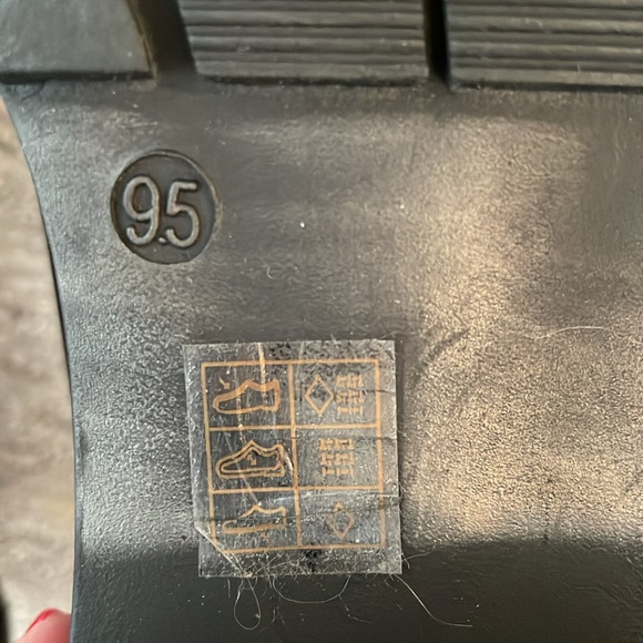 REDTOP Chelsea Boots 9.5 BlackChunky Block Heel Platform Lug Sole Ankle Booties - Picture 9 of 9